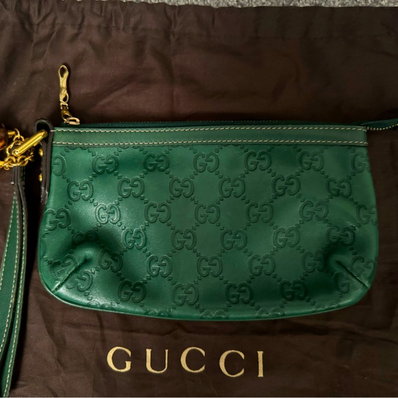Like-new GUCCI wristlet - Picture 1 of 6